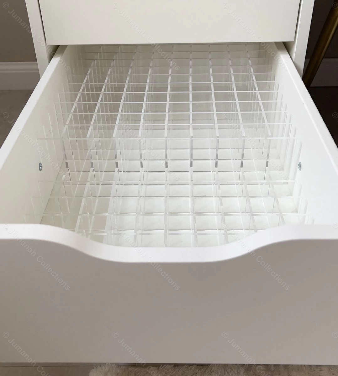 Jumanah® Collections - "Sorted" Large Lip Set - Make Up Organizer - Ladeverdeler - Lade Organizer - Transparant - Acryl - Kunststof - Ikea Alex 5 Ladeblok 4 Jumanah® Collections - "Sorted" Large Lip Set - Make Up Organizer - Ladeverdeler - Lade Organizer - Transparant - Acryl - Kunststof - Ikea Alex 5 Ladeblok - Afbeelding 4