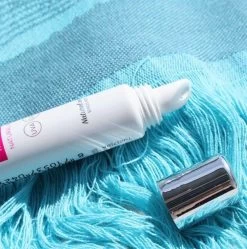 Biodermal Sun Lipbalm SPF25 - Tube 12 Ml - Natural Pink - Lippenbalsem 6 Biodermal Sun Lipbalm SPF25 - Tube 12 Ml - Natural Pink - Lippenbalsem -Make-Up Poeder Verkoop 1192x1200 3