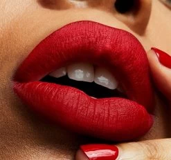 MAC RETRO MATTE LIQUID LIPSTICK - FEELS SO GRAND -Make-Up Poeder Verkoop 1200x1125 6