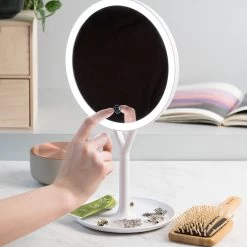 Navaris Make-up Spiegel Met Verlichting - Inclusief Kleinere Handspiegel Met 5x Vergroting - LED-verlichting Met Dim-functie - Wit -Make-Up Poeder Verkoop 1200x1200 1085