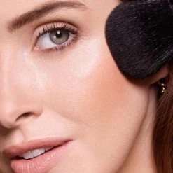 Max Factor Facefinity Matte Powder Bronzer - 001 Light Bronze 8 Max Factor Facefinity Matte Powder Bronzer - 001 Light Bronze -Make-Up Poeder Verkoop 1200x1200 235