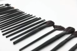 De Ultieme Make-up Ervaring: Cosmetische Spiegel Met 16 LED's En Set Van 24 Professionele Make-up Kwasten - Perfect Voor Een Vlekkeloze En Verlichte Look! Spiegel - Kwasten - Make-up Kwasten - Make-up Spiegel - Verlichting - LED - 10 De Ultieme Make-up Ervaring: Cosmetische Spiegel Met 16 LED's En Set Van 24 Professionele Make-up Kwasten - Perfect Voor Een Vlekkeloze En Verlichte Look! Spiegel - Kwasten - Make-up Kwasten - Make-up Spiegel - Verlichting - LED - -Make-Up Poeder Verkoop 1200x800 25