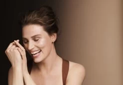 Max Factor Creme Puff Pressed Compact Powder 013 Nouveau Beige 12 Max Factor Creme Puff Pressed Compact Powder 013 Nouveau Beige -Make-Up Poeder Verkoop 1200x830