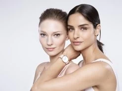 Garnier SkinActive - BB Cream Classic Light 5-in-1 Dagverzorging - 50ml - Getinte Dagcrème 15 Garnier SkinActive - BB Cream Classic Light 5-in-1 Dagverzorging - 50ml - Getinte Dagcrème -Make-Up Poeder Verkoop 1200x901 2