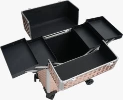 Koffer Gouden Kleur | Beautycase / Beautykoffer / Trolley Van Aluminium - 8 Wielen - Kapper Koffer - Tattoo Koffer - Nagel Koffer - Make-up Koffer -Make-Up Poeder Verkoop 1200x979 1