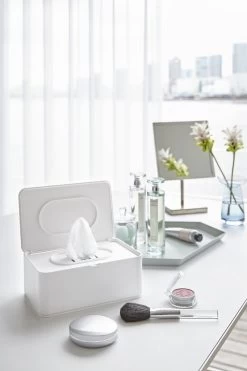 Yamazaki Bakje Voor Vochtige Doekjes - Wit - Met Deksel -Make-Up Poeder Verkoop 800x1200 29