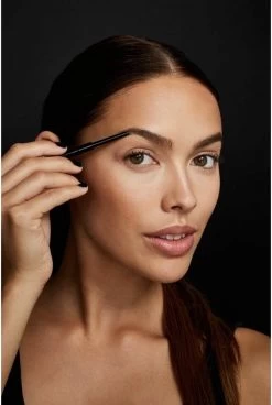 Maybelline Brow Satin Wenkbrauwpotlood - 05 Black Brown -Make-Up Poeder Verkoop 806x1200 2