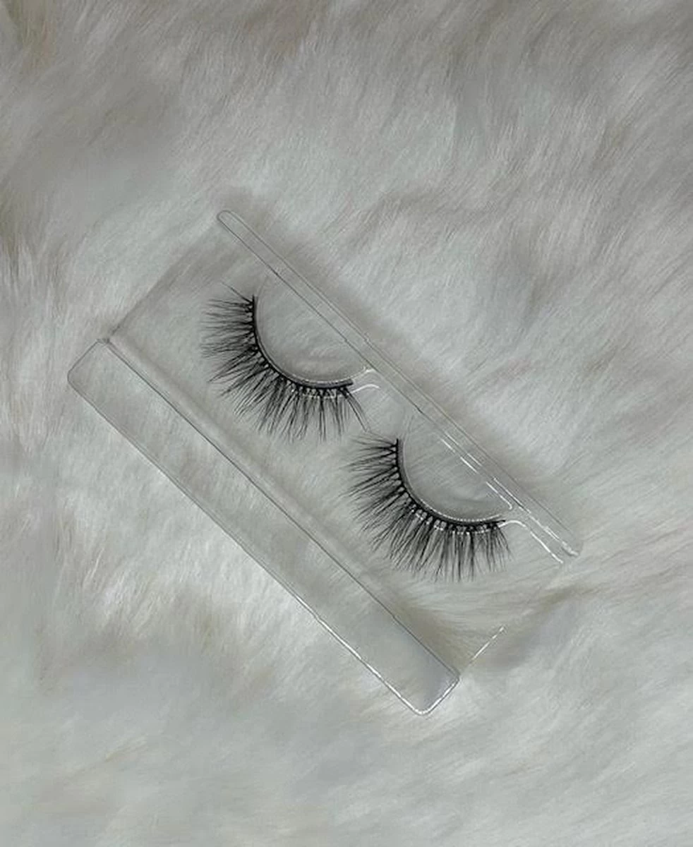 EHHbeauty - Wimpers - Nepwimpers - Lashes - Fluffy - Cat Eye - Natuurlijke Wimpers 1 EHHbeauty - Wimpers - Nepwimpers - Lashes - Fluffy - Cat Eye - Natuurlijke Wimpers